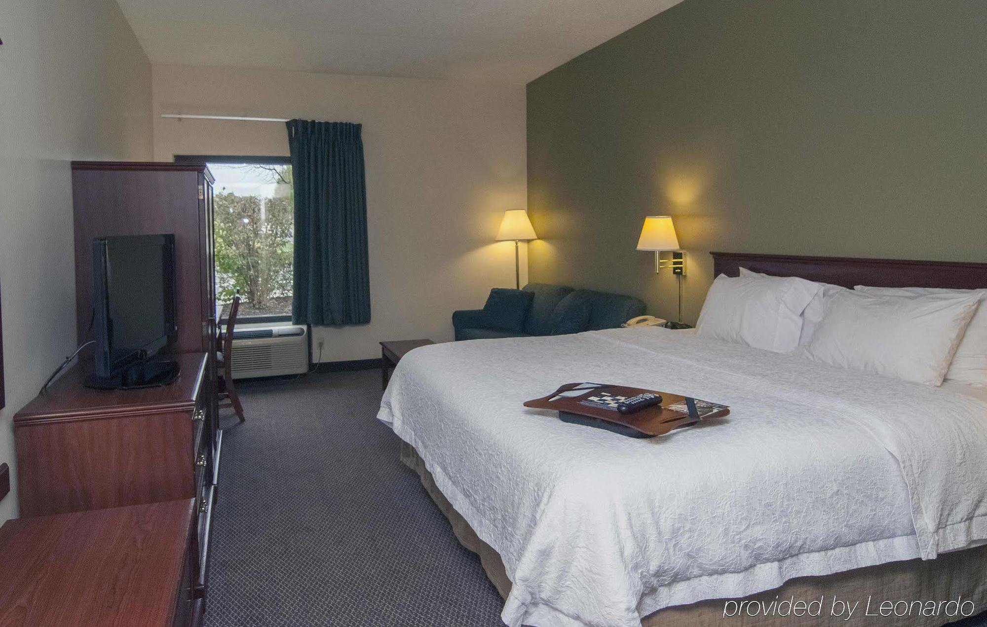 Hampton Inn Flemington Ngoại thất bức ảnh